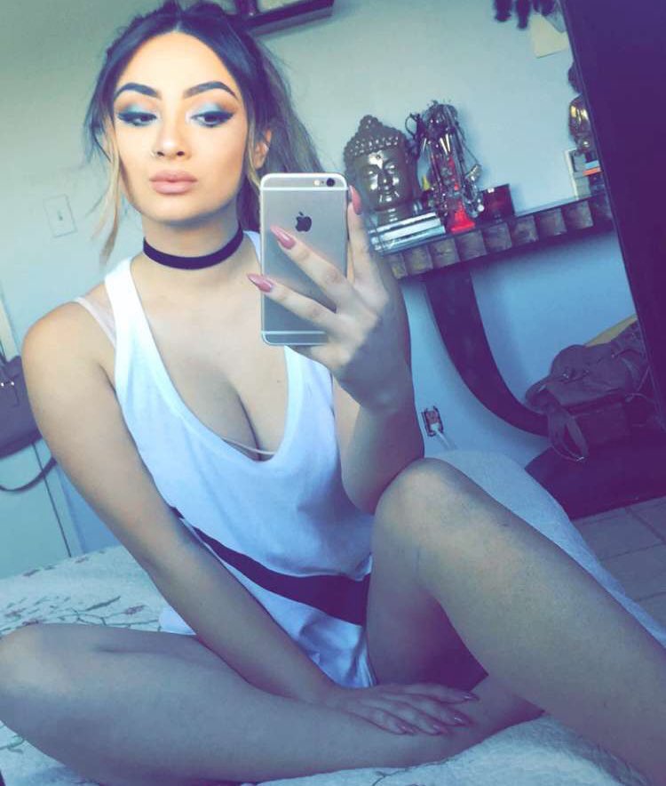 litskingirls's tweet photo. Mami es tan hermoso😍🔥👰🏻
Twitter: @fierceassdee https://t.co/FlkuiUmS4d