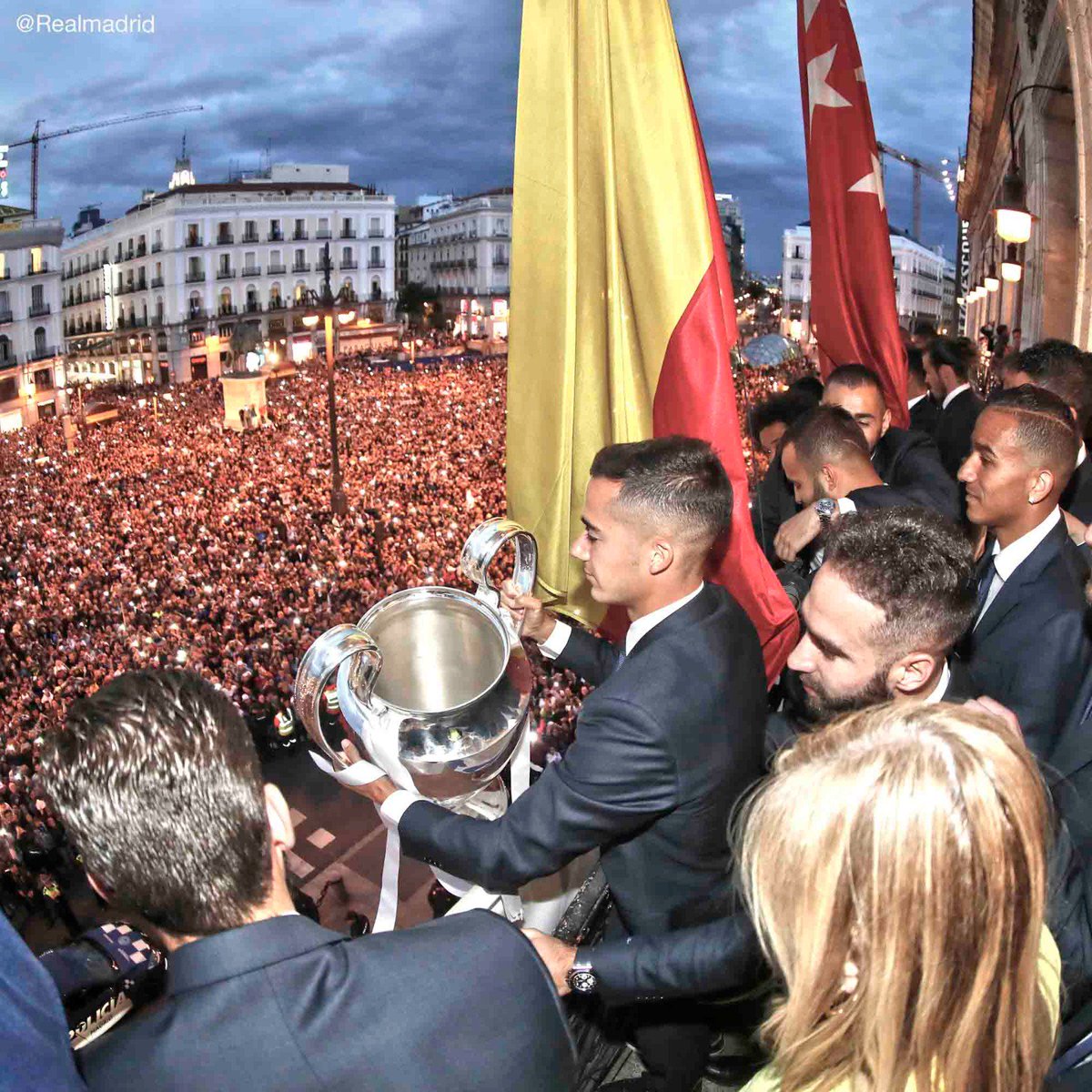 🏆 #LaUndecima

🇪🇸 <a href="/Lucasvazquez91/">Lucas Vázquez</a>

#HalaMadrid