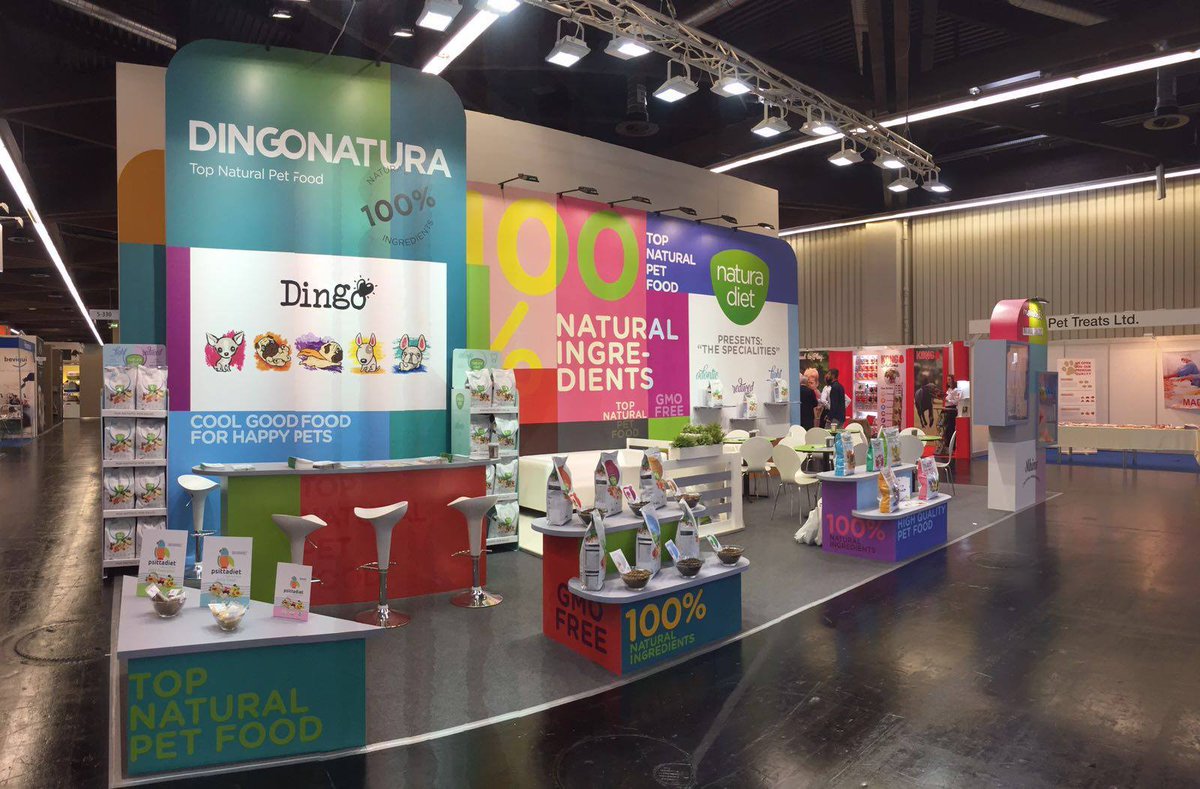 Dingonatura's tweet photo. Así lucía nuestro stand en la Feria de Interzoo en Nuremberg este pasado fin de semana =) #Dingonatura #Interzoo2016 https://t.co/OFMy9UeUtr