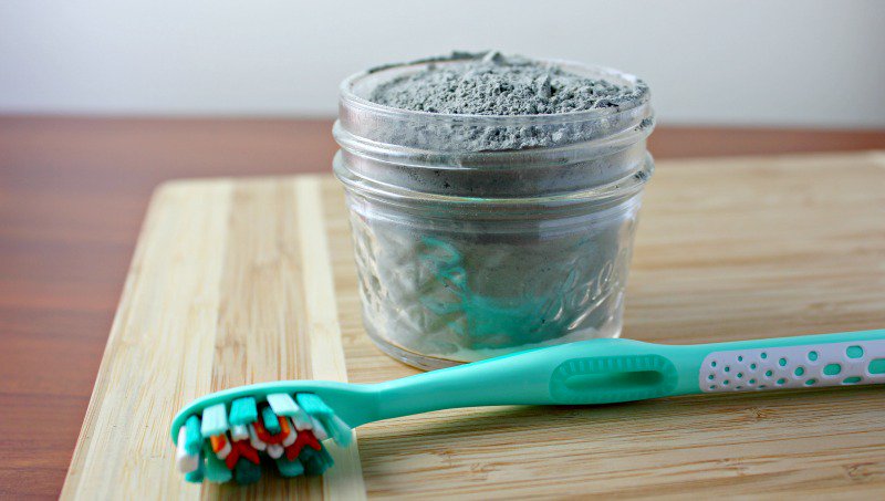 DentalDIY's tweet photo. Check out this #Mineralizing #Toothpaste HT: @ellenblogs #DIY #OralCare #OralHealth #OralHygiene #Teeth https://t.co/cVCe4FmwEA