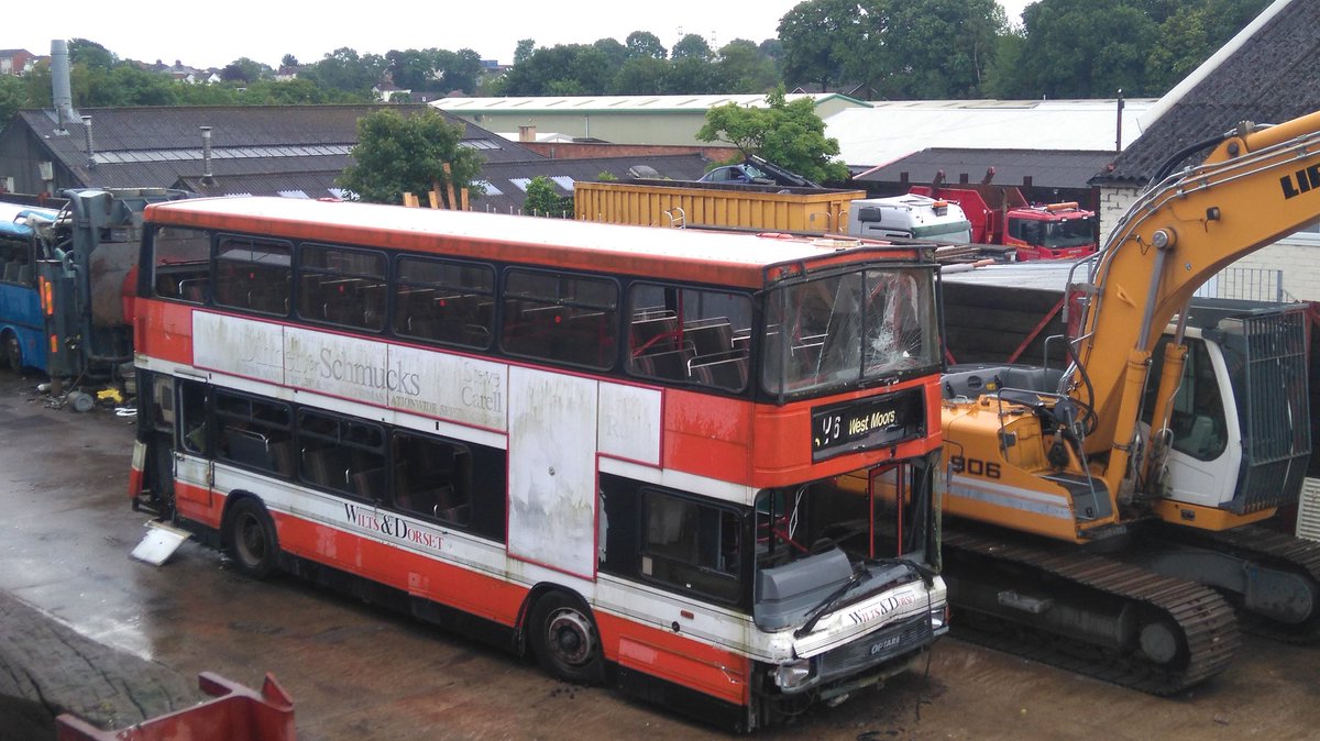 Busbabe's tweet image. @AdamEkeen