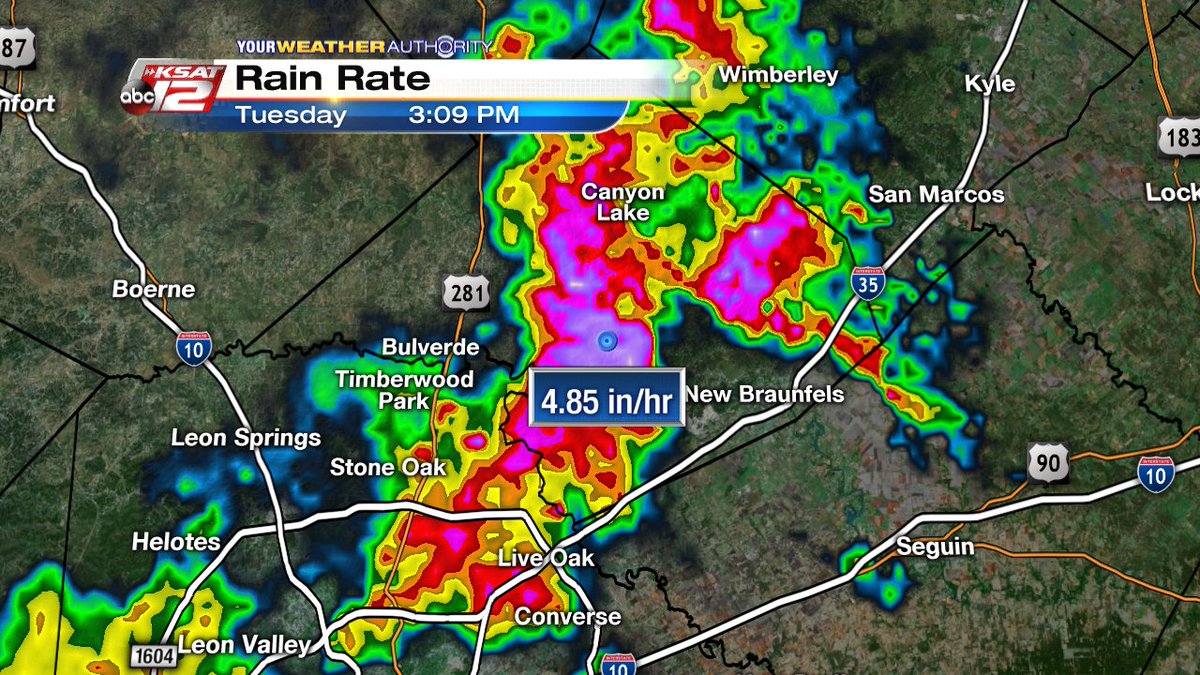 Rain Rates over 4"/hr in Comal County headed toward New Braunfels.