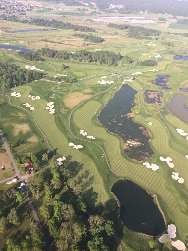 Different kind of practice round (over) <a href="/BroHof/">Bro Hof Slott GC</a> today. Looks mint✌🏿️
@nordeamasters <a href="/SportyardTweet/">Sportyard</a>