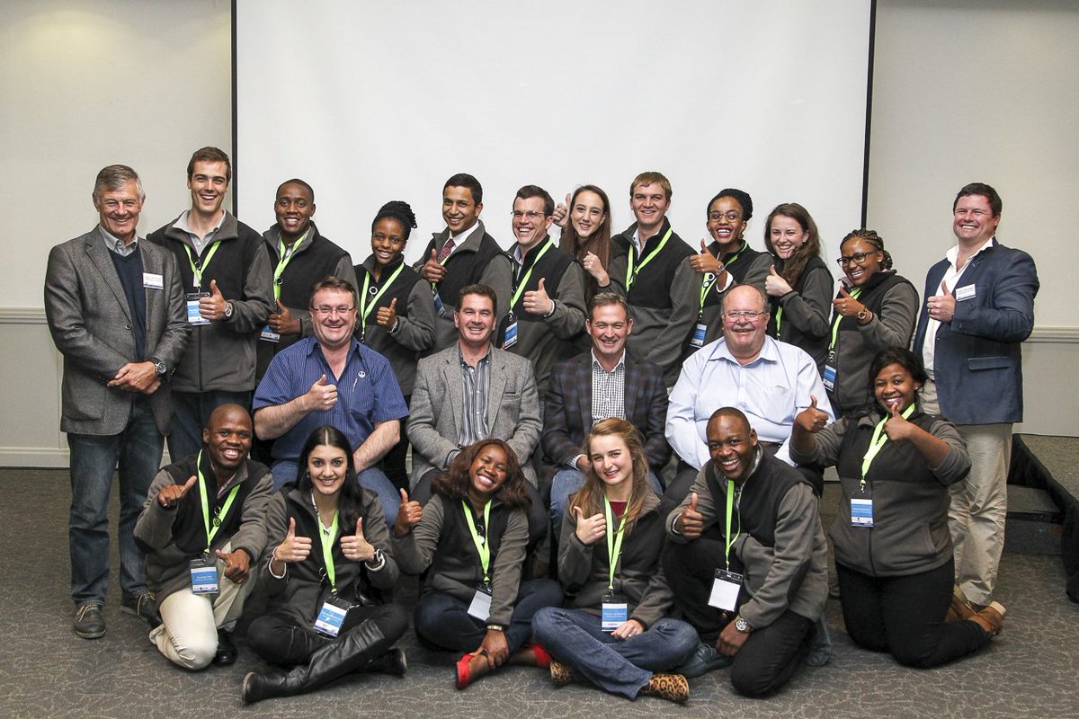 #StudentCaseCompetition #AGBIZcongress students with the judges. All the teams did a fantastic job