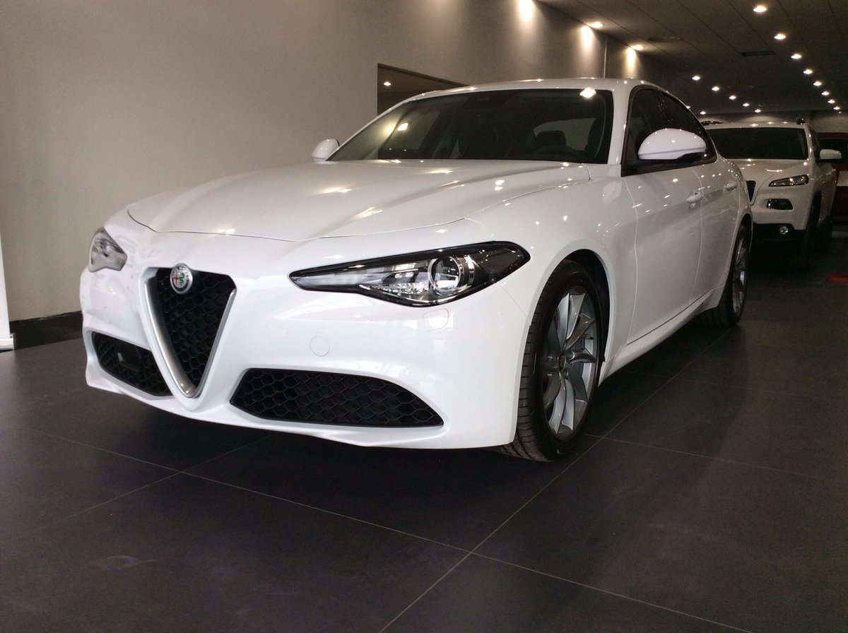 cochesafondo's tweet photo. #Turiauto se prepara para recibir al nuevo #Giulia, punto de inflexión en la gama de @AlfaRomeo_es https://t.co/RVwiqMNlTP