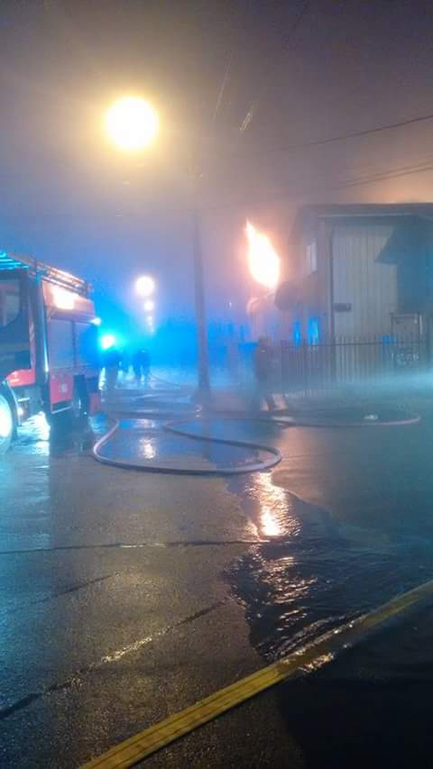 1DFK_LAUNION's tweet photo. Imagenes del Incendio que afecto a vecinos de la Pob. Los Rios el pasado domingo. https://t.co/YwE2wFuU4K