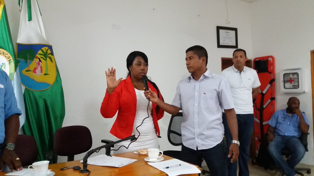 ConcejoTurbo's tweet photo. Se esta llevando a cabo la posesión de la personera Dra  Karen Gamboa. https://t.co/PkmqzUpLri