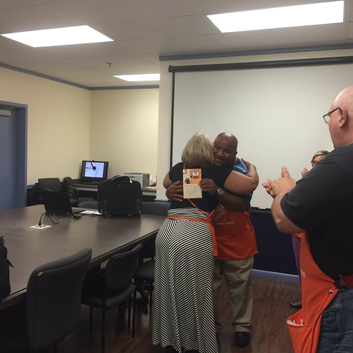 #HDI Sherry received her 1st Homer for Building Strong Relationships in #6936 @kellerhagoodHDI <a href="/VCSTHD/">Vernon C Small</a> <a href="/HDGerri/">Gerri OBrien</a>