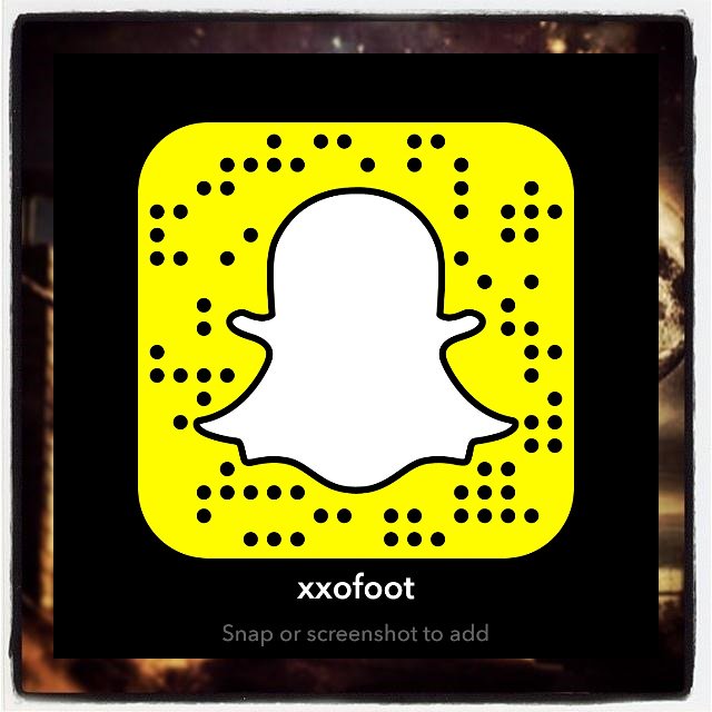 SandyTregonwell's tweet photo. pow! Add me on snapchat and keep me company :) my snapchat name: xxoFoot https://t.co/zgZnmT092B