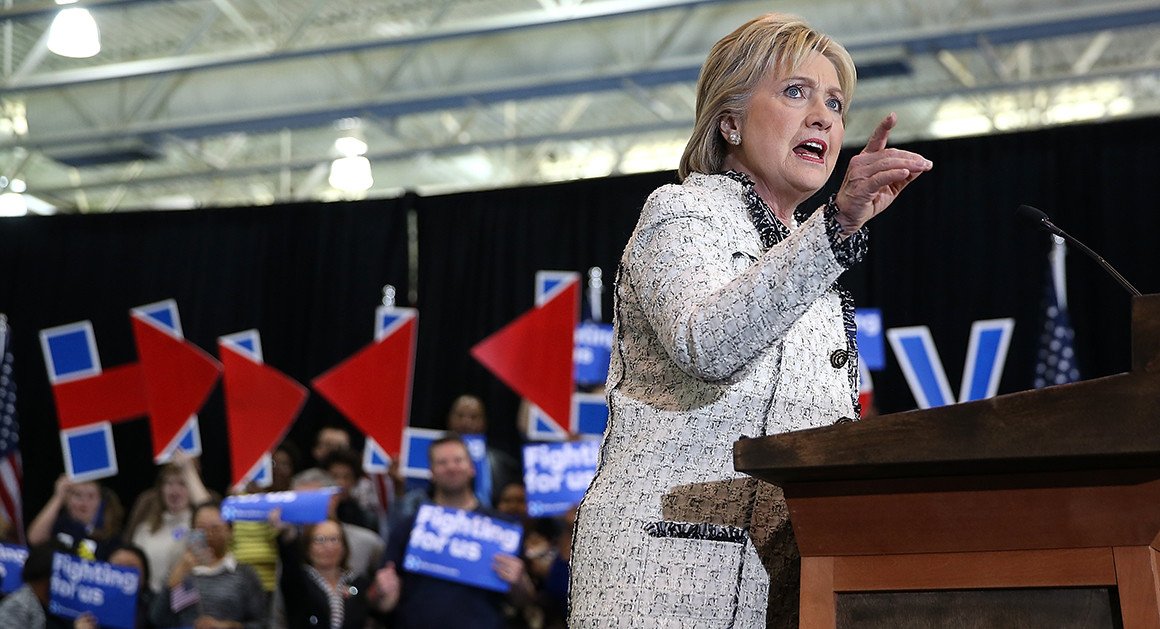 politico's tweet photo. .@HillaryClinton's attacks on @realDonaldTrump sound awfully familiar to @MittRomney https://t.co/JVC2nCMp68 | Getty https://t.co/FOYj1uFN50