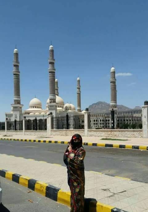 dj38kd's tweet photo. ♥ جميل أن تكون كقطعة السكر في حياة الآخرين ..
فلا تحلو الحياة إلا بك https://t.co/zSxhRk5apK