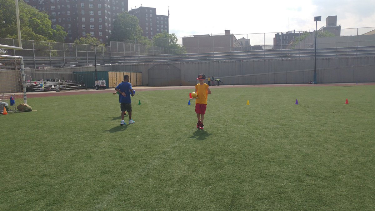 mrs_hardt's tweet photo. Field day fun! #ps1xhhp #ps1x3rd https://t.co/FmKIFuNv60