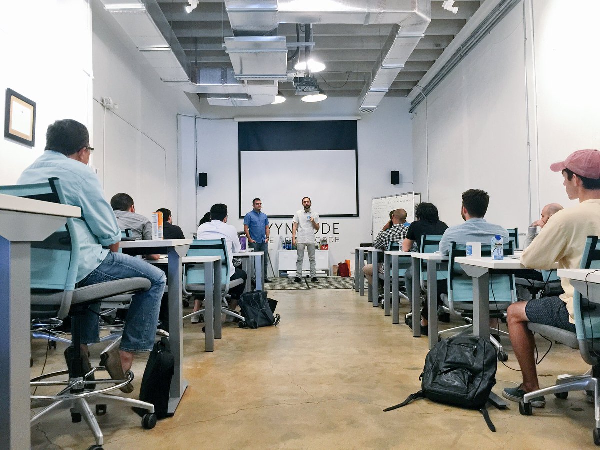 wyncode's tweet photo. Great to have new hiring partners @sapientnitro at #Wyncode @thelabmiami for #Wynterviews 🙌 thanks for the visit 👏 https://t.co/6EsMXOUayK