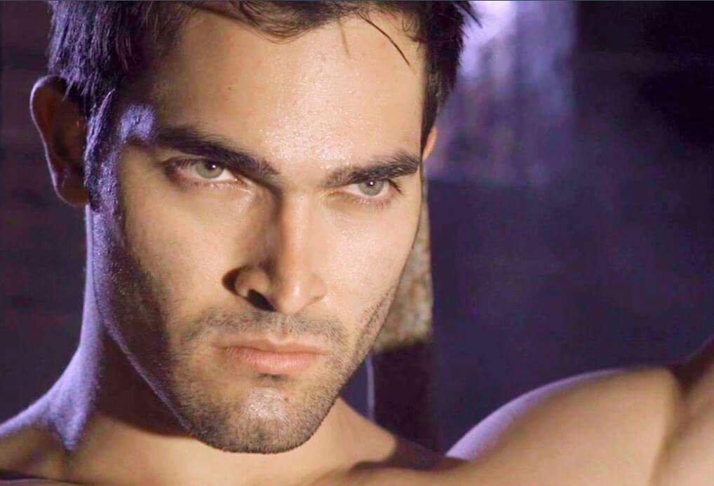 xApBIA13's tweet photo. Day 13: Derek Hale @TylerL_Hoechlin #TeenWolf @MTVteenwolf @MTV #youngderek https://t.co/8fKDoqsxBO