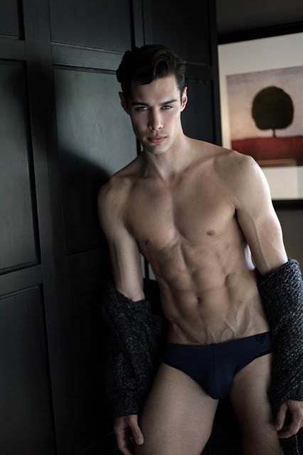 everydaybulge's tweet photo. #DanielCollado @DR_Collado by Thomas Synnamon @TSynnamon for @adonmagazine – see more: https://t.co/Ik5Md7047t https://t.co/4ZH5LAgvQI