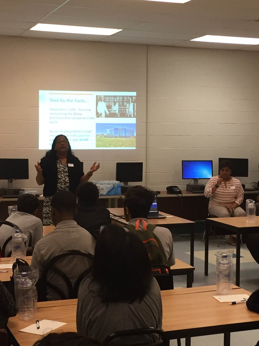 CityYearPhilly's tweet photo. Thank you @TevaUSA volunteers for speaking to Kensington Health Sciences students about your career paths! https://t.co/XZIftSuEKz