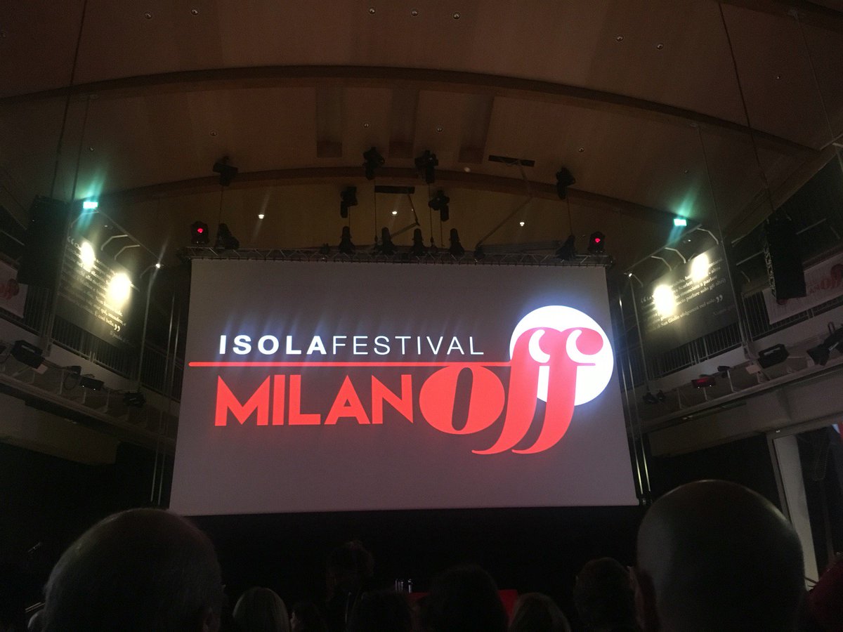 mariabeatrice77's tweet photo. Questa sera Jango Edwards #FillGood #teatro #mioff2016 #Milano #Isola @luca_dea https://t.co/t2avWYGF3U https://t.co/axSGQxeoRb