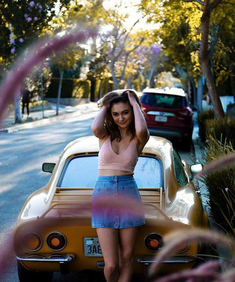 DayaArg's tweet photo. Fotos del pequeño shot que le hizo Connor Franta a Daya. https://t.co/qlGmsbnfzN