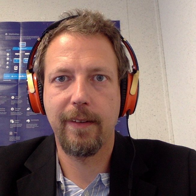 DragonBe's tweet photo. Thank you @Derdack for the @Bose QC25 headphones, it's an awesome @ITPROceed raffle gift! #itproceed https://t.co/jF0mFd0Sey