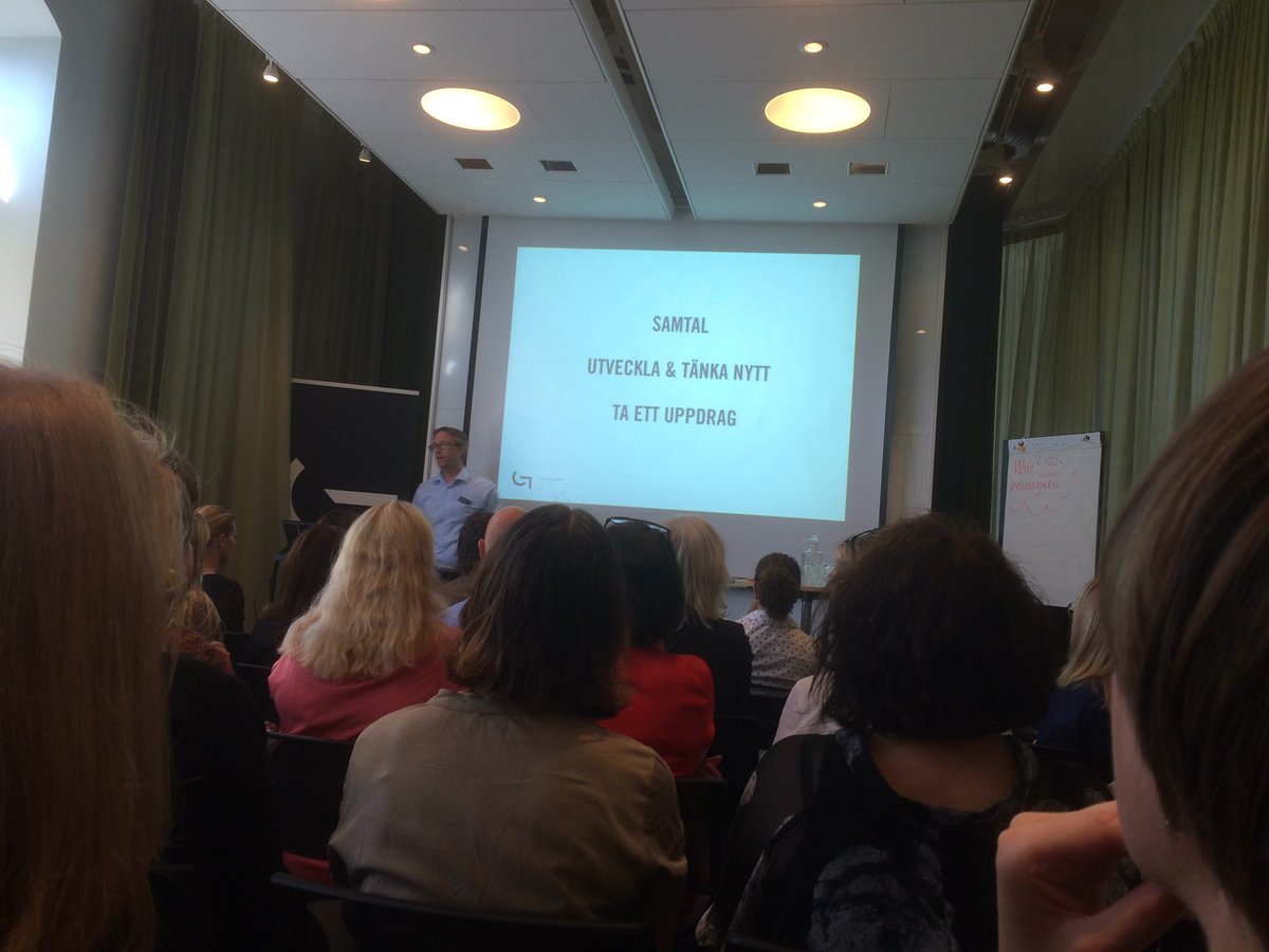 Mia2011H's tweet photo. På fullsatt @gullers seminarium om 10 utmaningar för organisationers kommunikation. @ForumSyd https://t.co/RZdkdQumkW