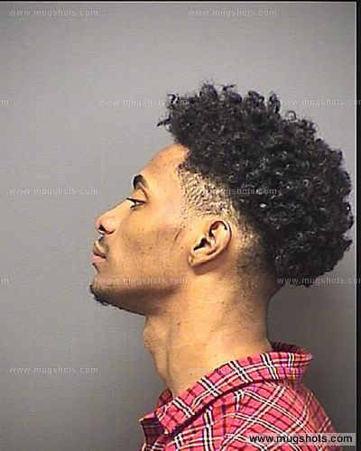 ConckretLabs's tweet photo. Nigga clenched his jaw &amp; bit his lip for a mugshot smh https://t.co/zcqjIFKIkz