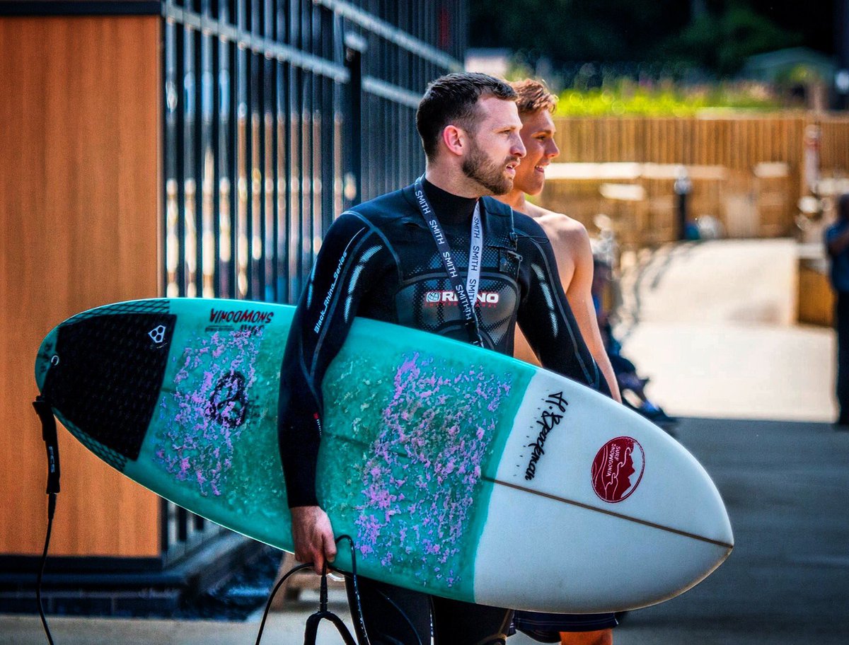 Great times up at #surfsnowdonia with @logannicol & the bro  #wavegarden #wales #whoistaller #unclenephewtime