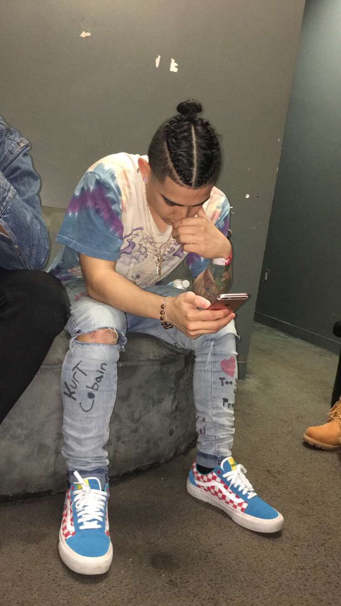 chapajesss's tweet image. #hispanicboysbreaktheinternet