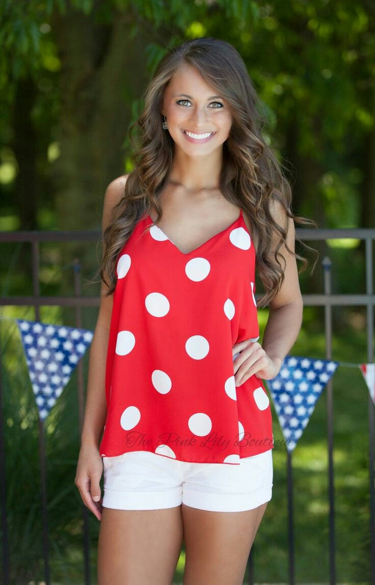 " If ya don't like the Minnie Mouse t-shirt, you could always wear somethin' like this, <a href="/BenignSedate/">Mᴏɴɪᴄᴀ Gᴇʟʟᴇʀ</a>."