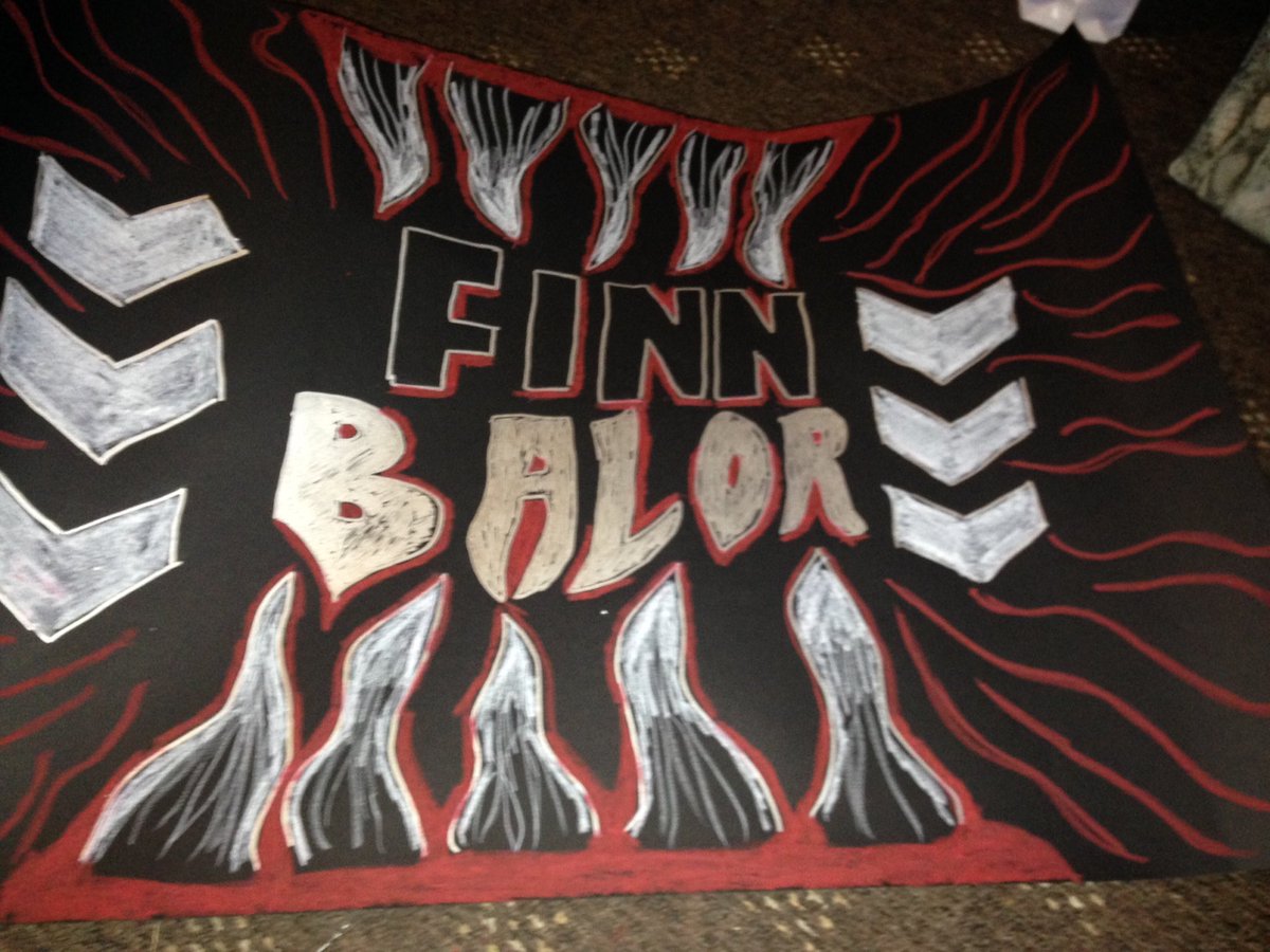 beckburt15's tweet photo. On route Liverpool, #WWENXT  @wwebalor @itsBayleyWWE @ShinsukeN front row seats!!! Got our signs @frankland_danny https://t.co/sVYbBp7gM8