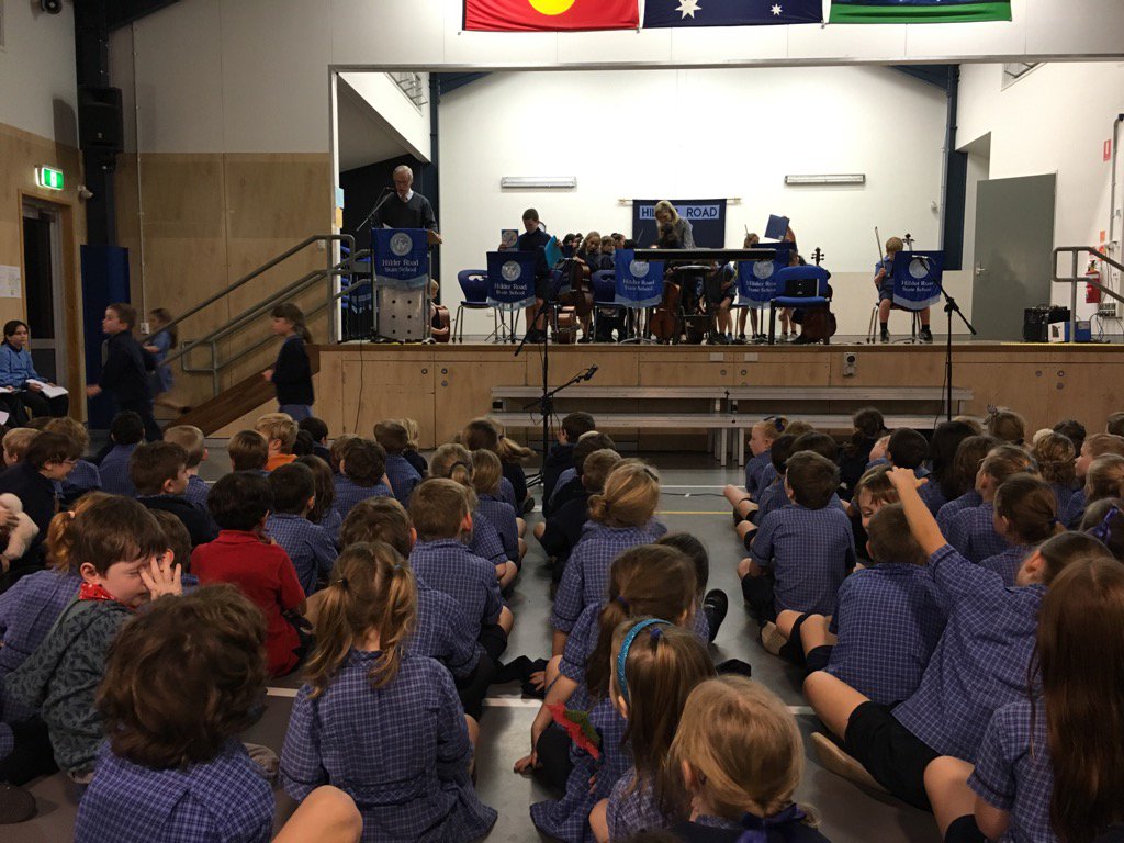 JanePrenticeBne's tweet photo. Principal John Collins welcomes a full house to the Hilder Road SS Junior Twilight Concert #BeginnerStrings https://t.co/Mngi6Lil2Q