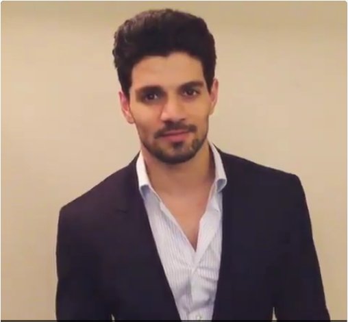 Team_Sooraj_FC's tweet photo. Yayyyyyyy @soorajpancholi9 going to Durban, South Africa to perform........
So excited......... https://t.co/lbmjFujx4B