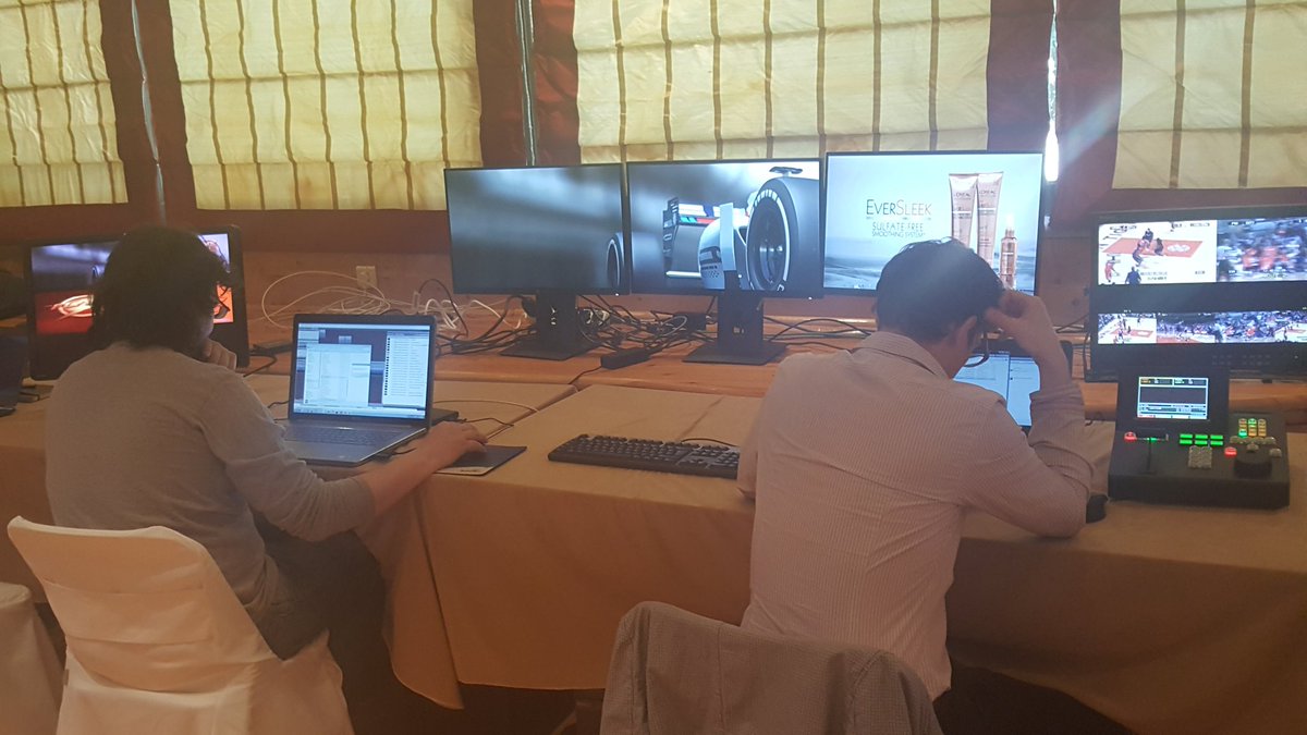 rlobosanz's tweet photo. #Avid event in #Athens with #Telmaco just started https://t.co/gs2wchvP3R