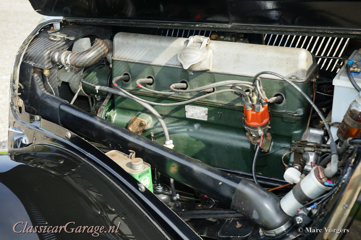 ClassicarGarage's tweet photo. Magnificent and rare 6 cylinder 1951 Citroën Traction Avant! BIG photos &amp; VIRTUAL TEST DRIVE https://t.co/YN4f6K3BdD https://t.co/vezQSUmfRv