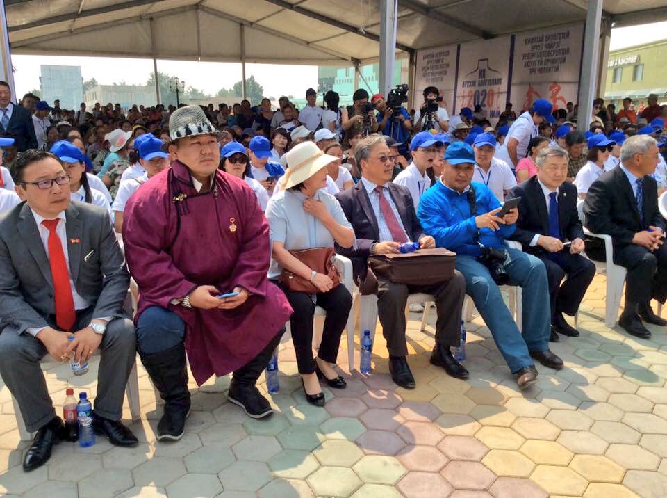 Demjij irsen ta nartaa bayarlalaa <a href="/enkhboldz/">Zandaakhuu Enkhbold</a> <a href="/AmarjargalR/">Amarjargal</a> <a href="/Asashoryu/">Asashoryu第68代横綱朝青龍🇯🇵🇲🇳</a>