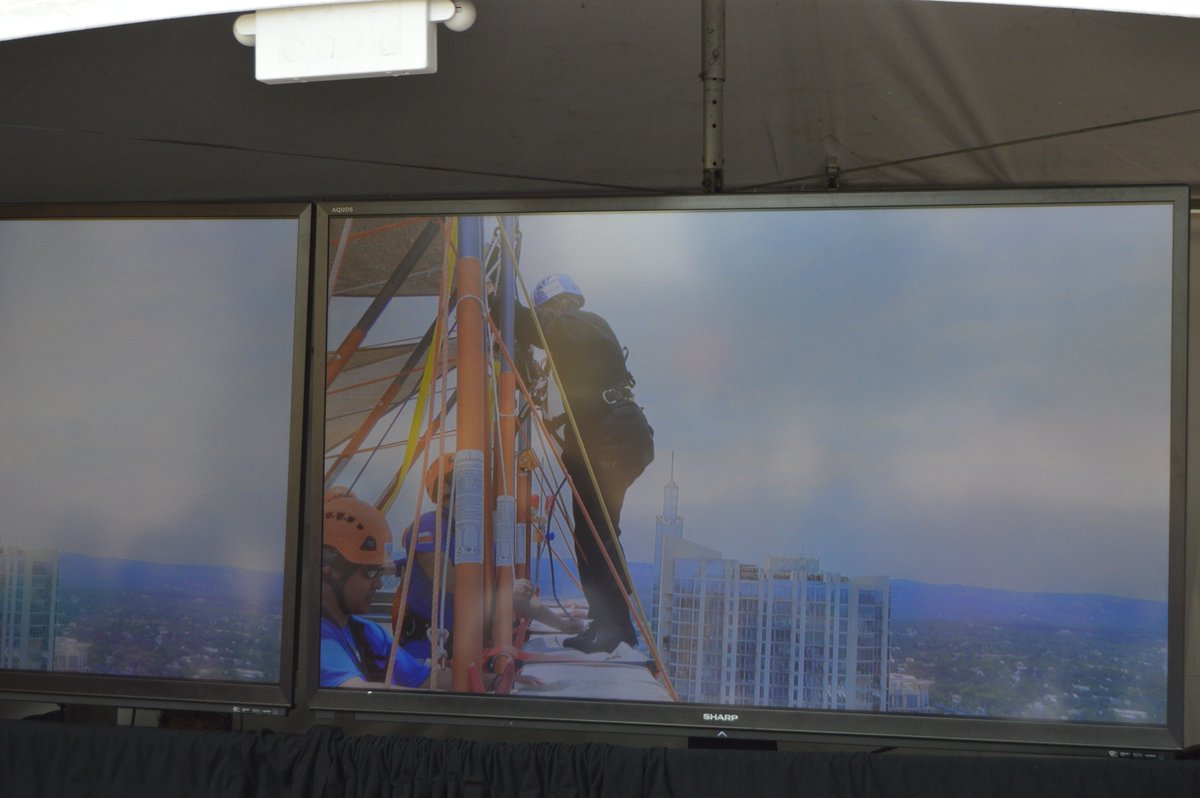 DebbyEwald's tweet photo. What an experience going Over The Edge @BTENews! Thanks for supporting @ManorISD who granted 3 wishes @MakeAWishCSTX https://t.co/X7XdF1HSMs