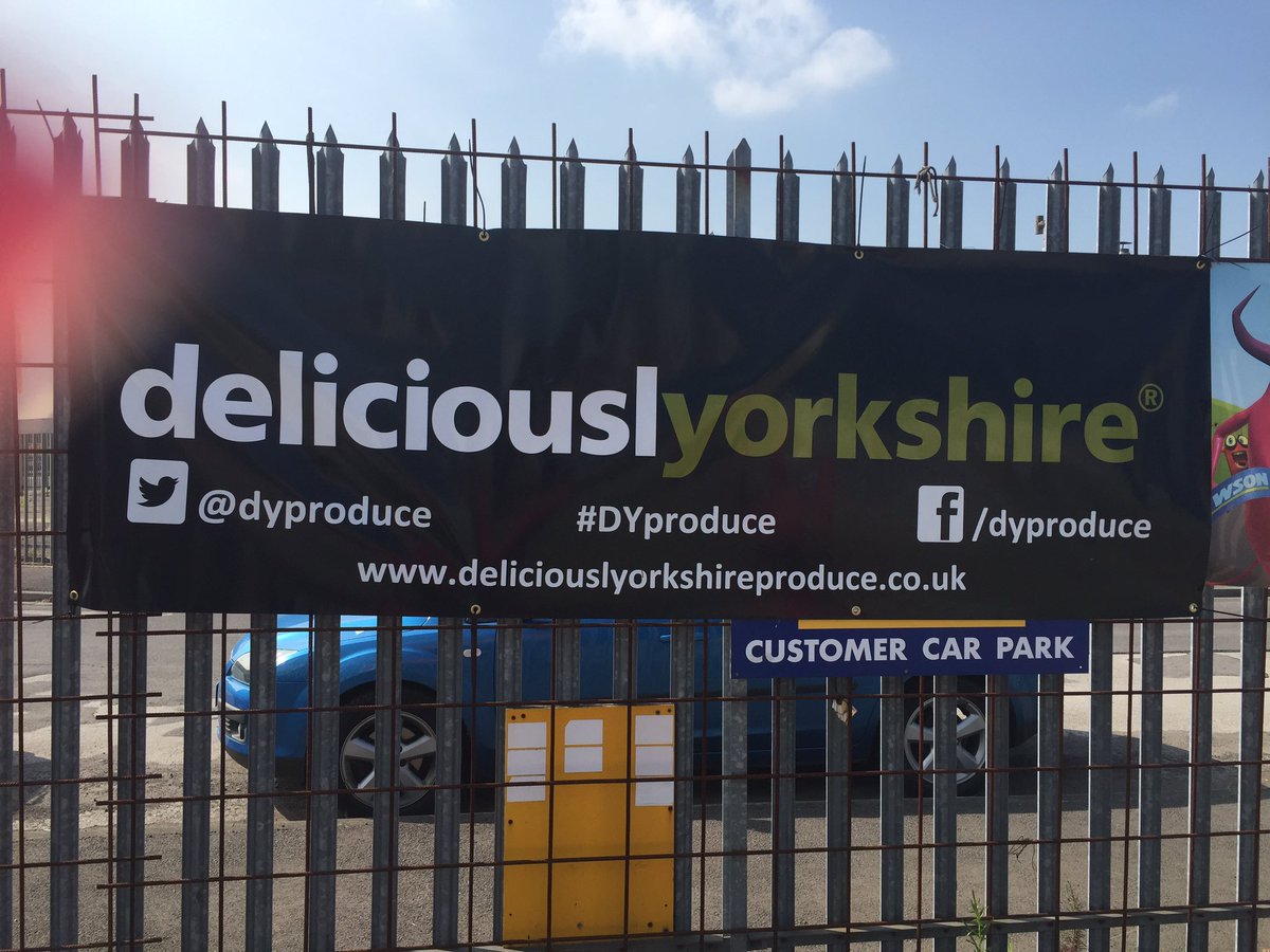 Huge thank you for their sponsorship @dyproduce <a href="/CR_UK/">Cancer Research UK</a> <a href="/HillingsM/">Monster Marathon</a>