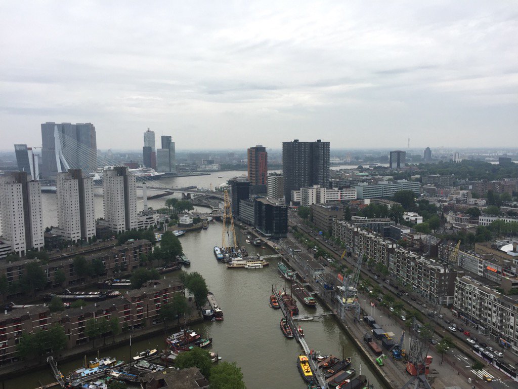 Er zijn slechtere plekken om te werken #rotterdam #smartconnecting #trots