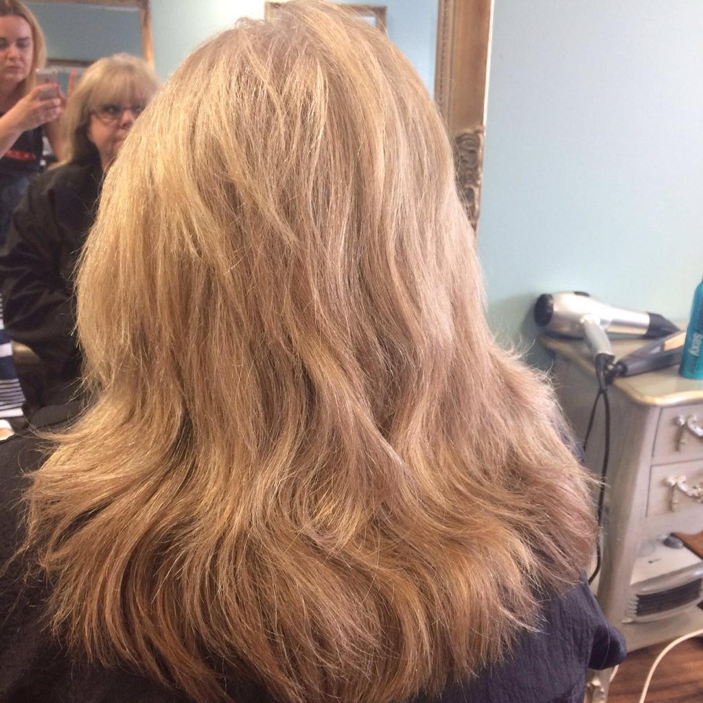 cherrybombgals's tweet photo. Lovely restyle ❤️ #hair #hji #hairhour #creativehead https://t.co/xECxorW4bE