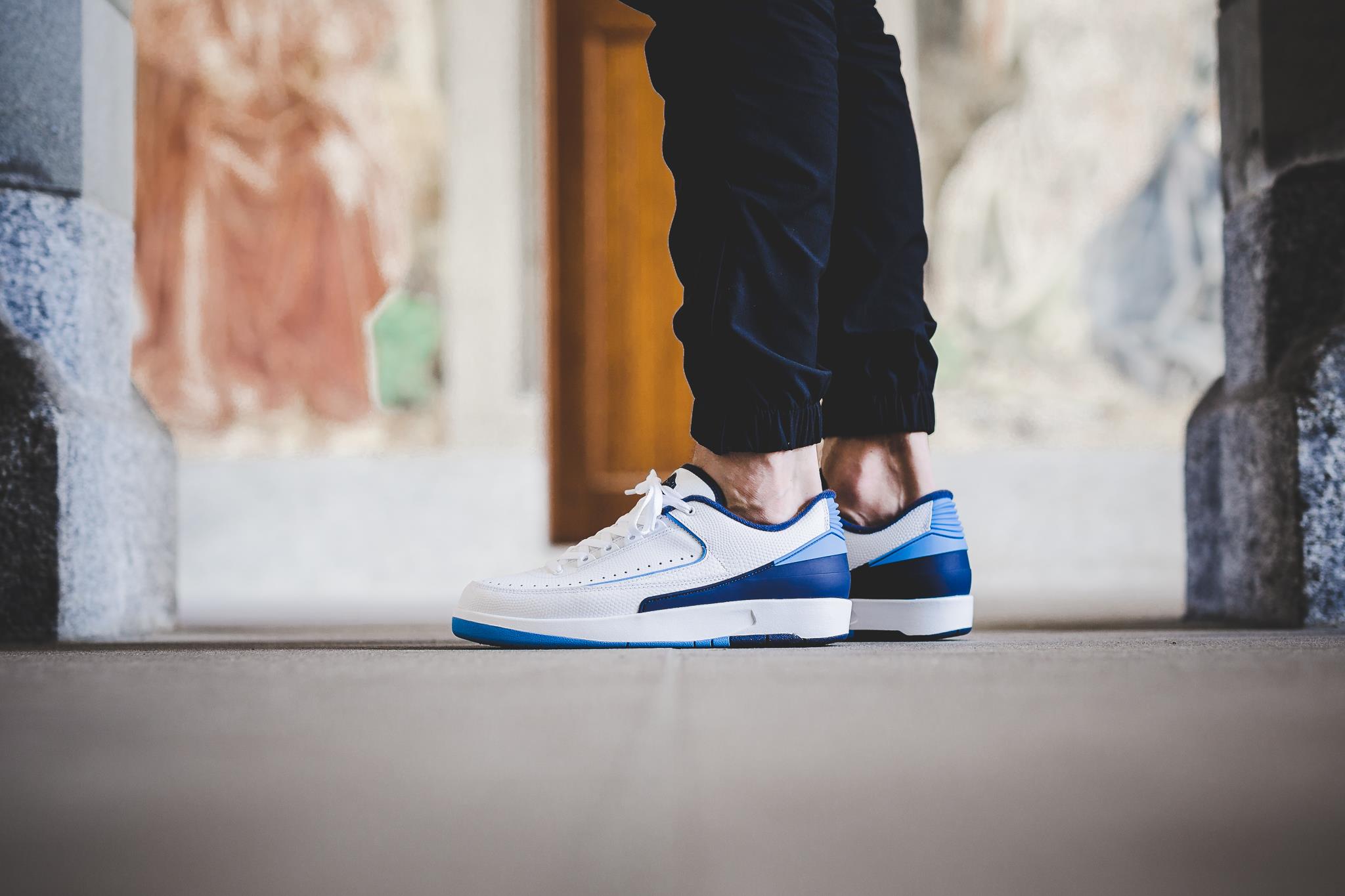Jordan 2 best sale low on feet