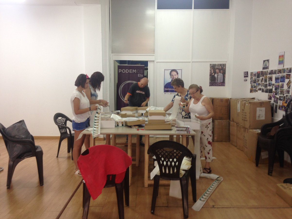 MargaraLag's tweet image. Algo me dice que esta noche vamos a soñar con valencianas... #ALaValenciana26J #SiSePuede