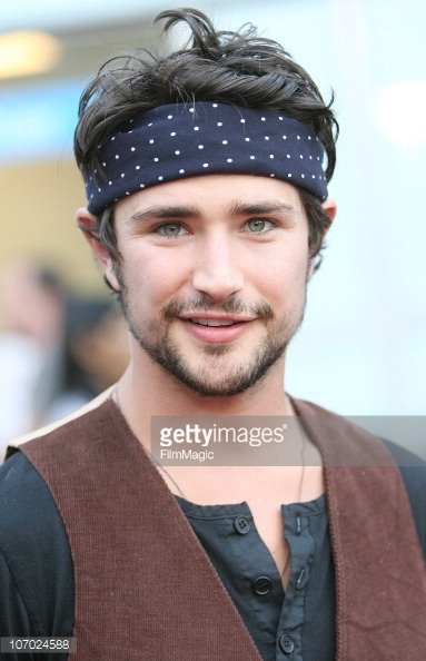 SheenaPapelota's tweet photo. my favourite Hollywood star celebrity..
🙎MATT DALLAS🙎
#blueeyes
#gorgeous 
#sexy
#killersmile.. https://t.co/c1IjhEbLli