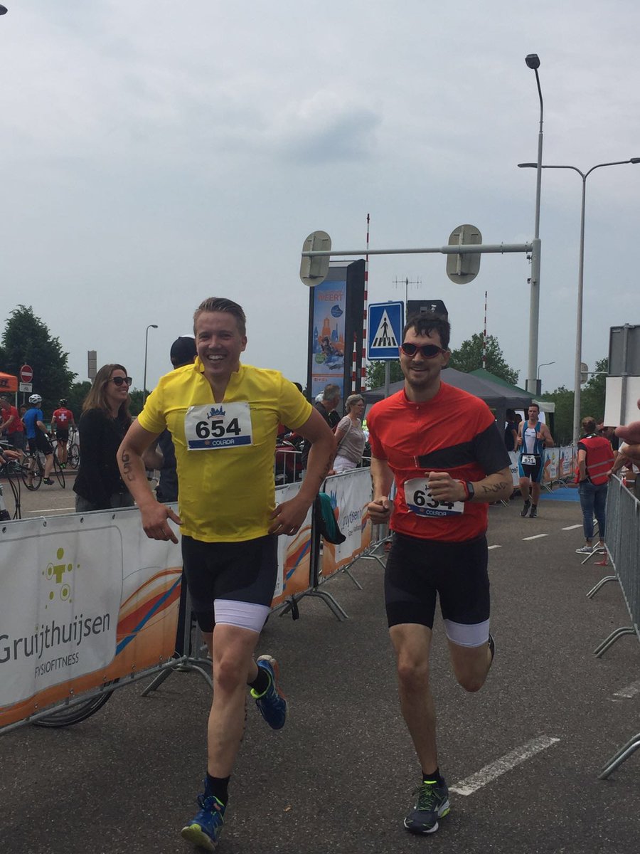 Multi_Engineeri's tweet image. Collega's Ralf Dreuning en Remy de Laat namen dit weekend deel aan de triatlon in Weert/NL #triathlon #Weert #sport