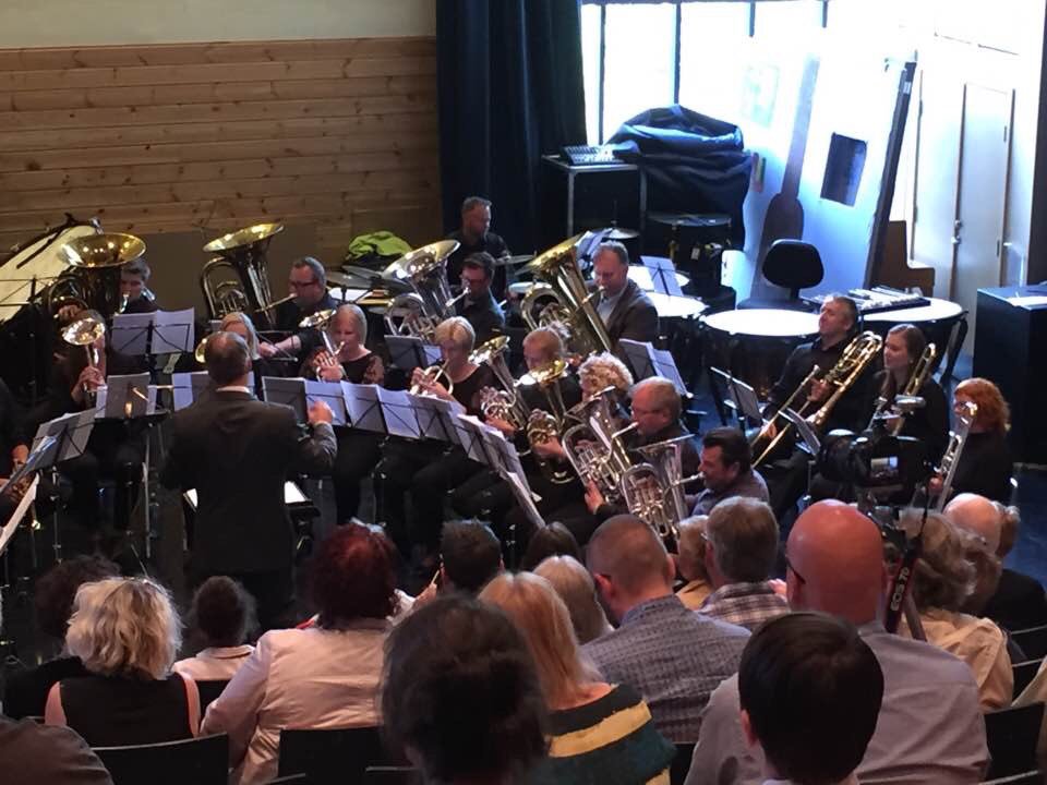 Takk for kjekk konsert med gjestedirigent @TAAN_1964 og tre skulekorps. God sumar! #allesnakkerkorps @NMFkorps