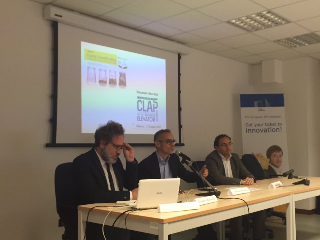 PFAccardi's tweet photo. "La mia passione mai sopita per il fare impresa" @clappppp @VinceBerretta - live dal workshop #crowdfunding https://t.co/jCRiJFImY5