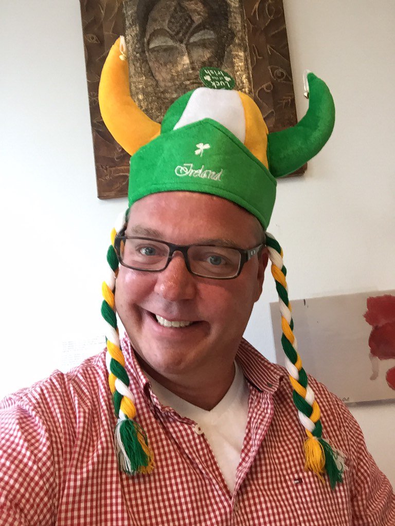 DavidHald's tweet photo. Hey buddies from E2E! I have a disclaimer - Dubai was NOT vacation it was hard work. E2E anytime. #E2EVC https://t.co/77HEaQFJvn