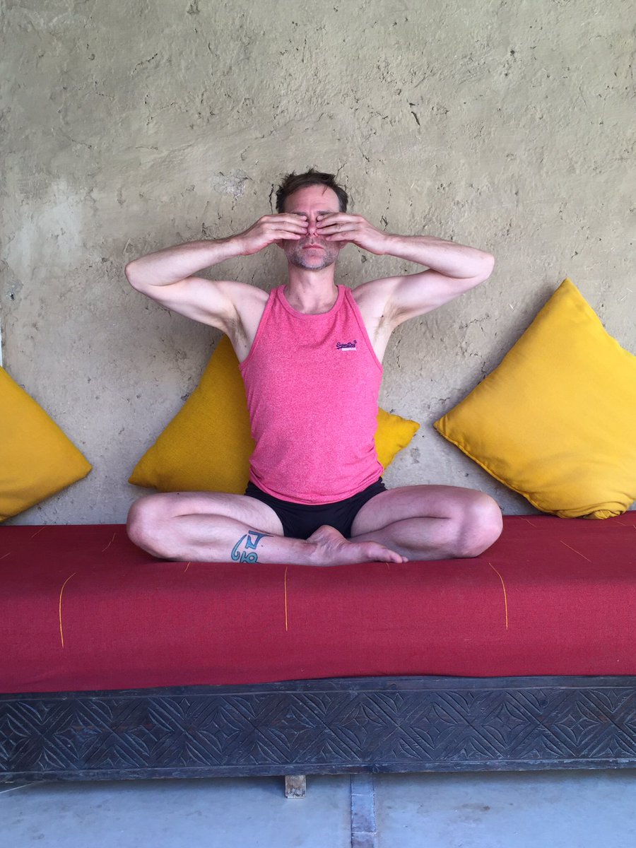 Want to calm down in moments? This yoga technique is so effective! #yogabreath #relaxation youtu.be/QlQr2KK7ZLU