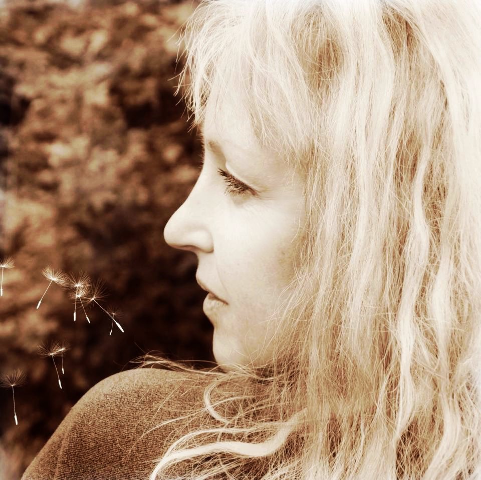 alphasessions's tweet photo. Tune Of The Day: "The Harbour" by @IndiaMcMusic - https://t.co/cI4bzKgShD https://t.co/T8mpiM5qFd