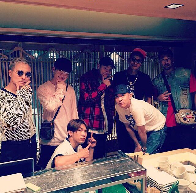 mizuki3004's tweet photo. BirthdayBoy👦🏼✨
改めておめでとーーう🎉💓

楽しそううれしそう隼（＾_＾）

玲於が亜嵐の腕に顔ささってる😂 https://t.co/plLXXFtoGZ