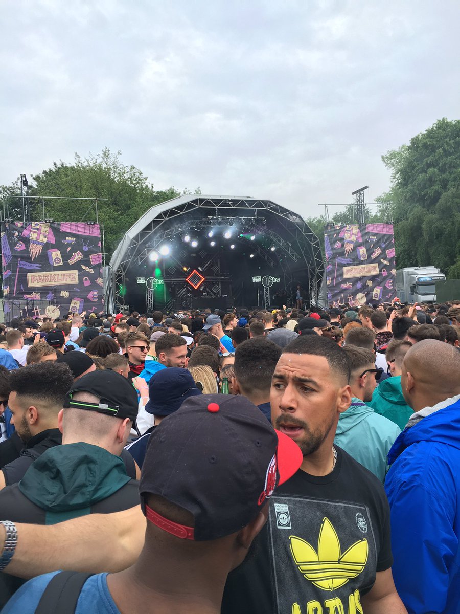 Callum_Tilstone's tweet photo. What a weekend🎉💦 @beefen10 @mitchellCR7 #Parklife2016 #BBKshutdown https://t.co/BK7nkHzkSN