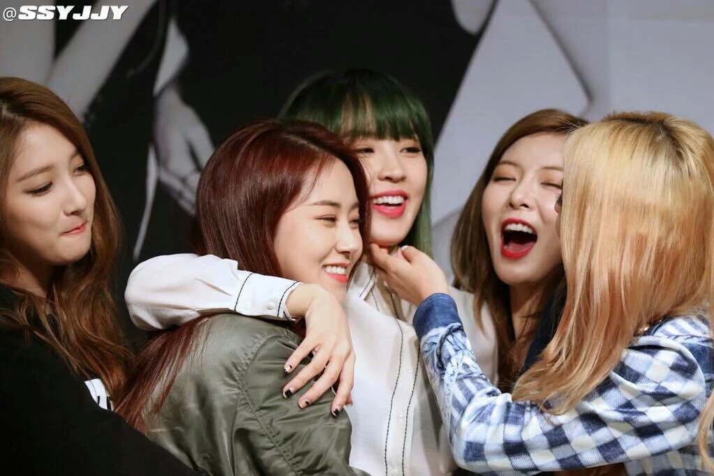 chuuuk_'s tweet photo. #4MinutePleaseStayTogether cri ;-; https://t.co/5yehGurnGB